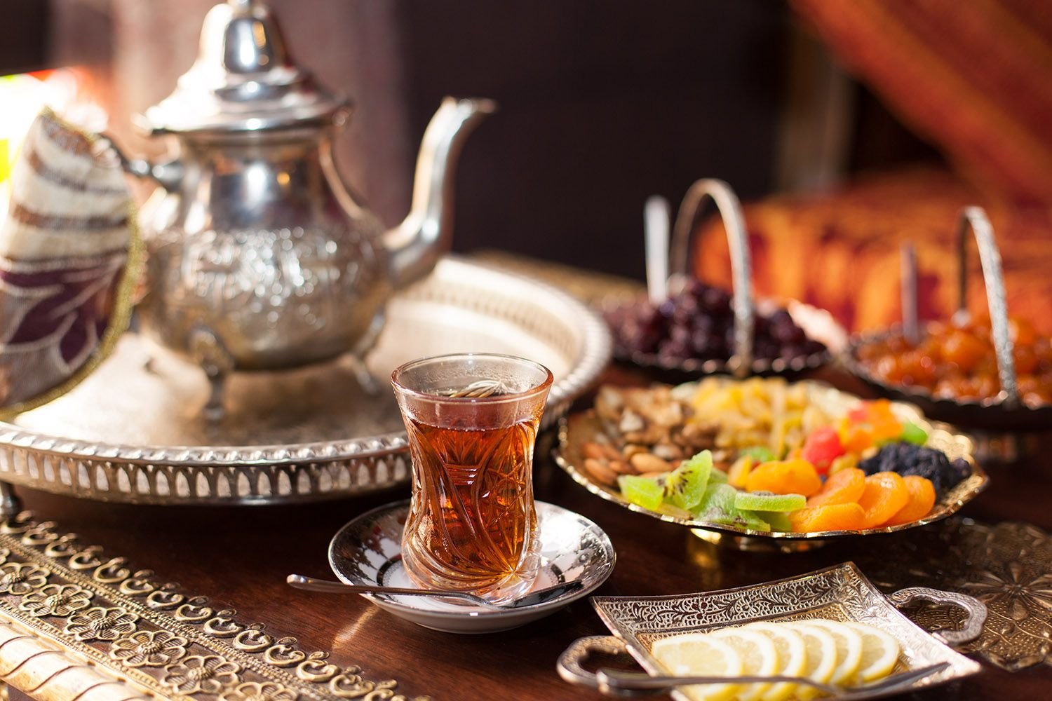 Tea in Azerbaijan: Traditions, Armudu Glasses and Tea Culture